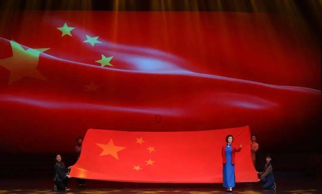 一年五次“刀片嗓”，反复折磨十多年后，医生给她割了一刀